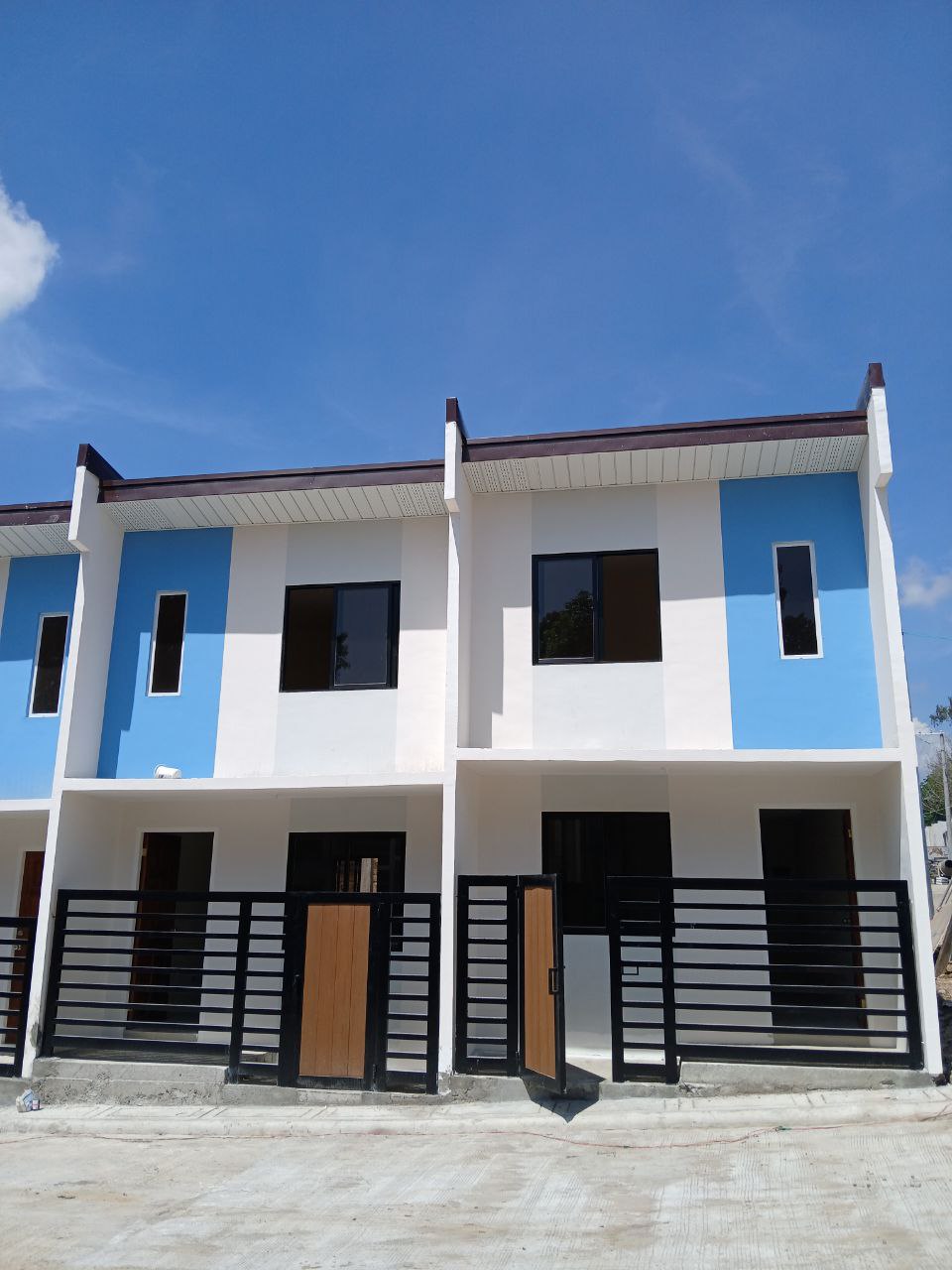Bella Model - Street View