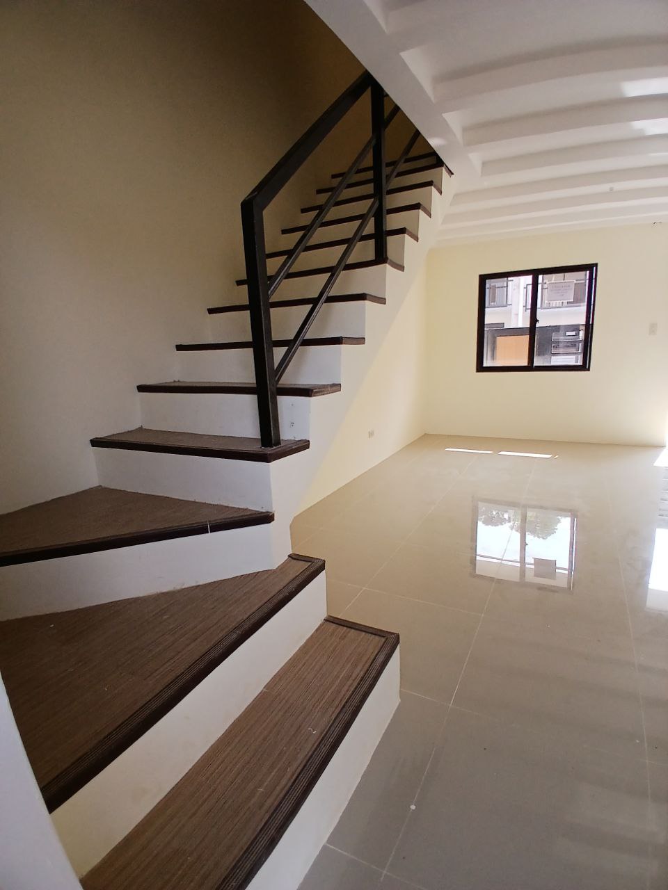 Calina Model - Second Floor Landing