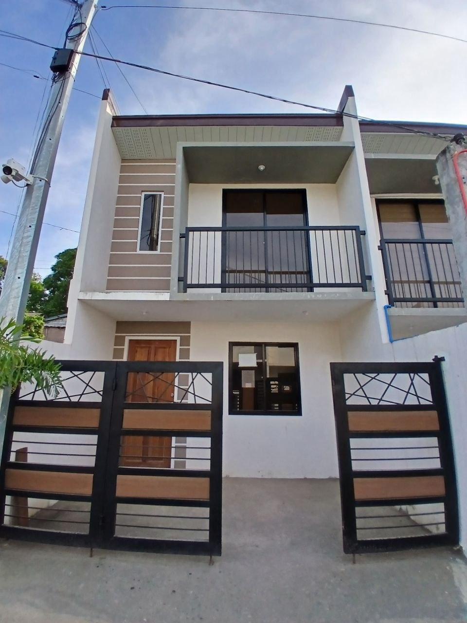 Calina Model - Calina Model — Exterior